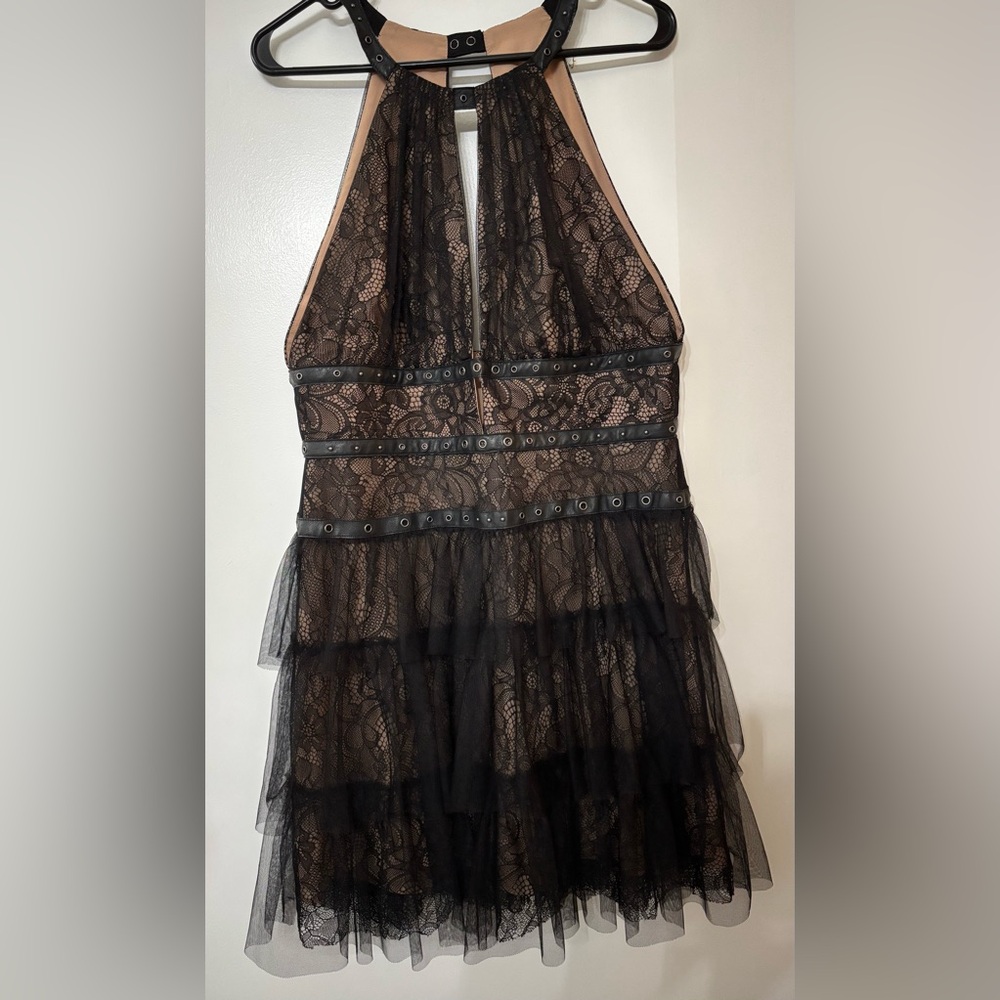 BCBG MaxAzria Women’s Black Lace and Leather Halter Dress Size 12 Night Out
